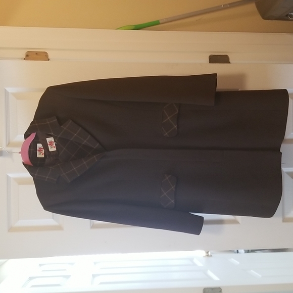 J. Mathilde Dress and Jacket - Picture 2 of 8